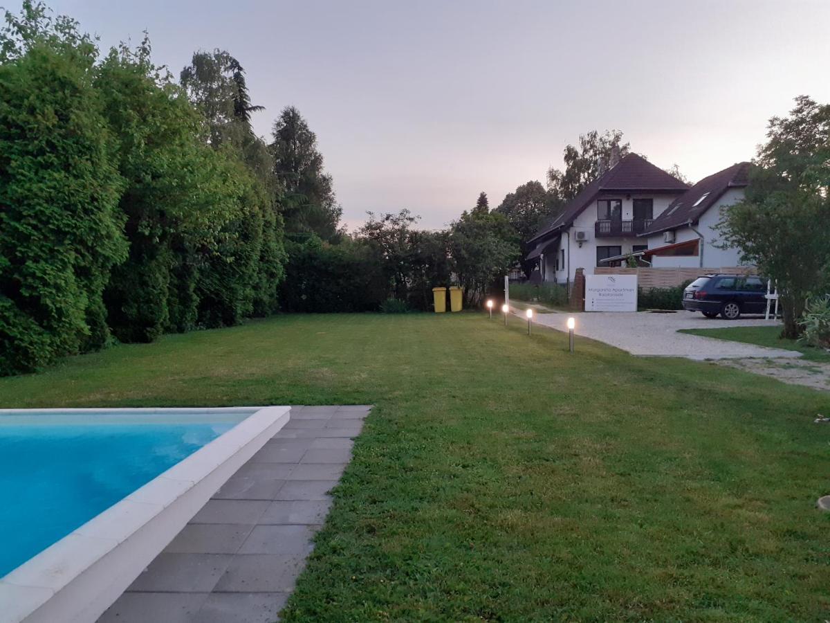 Margaréta Apartman - Balatonlelle Exterior foto