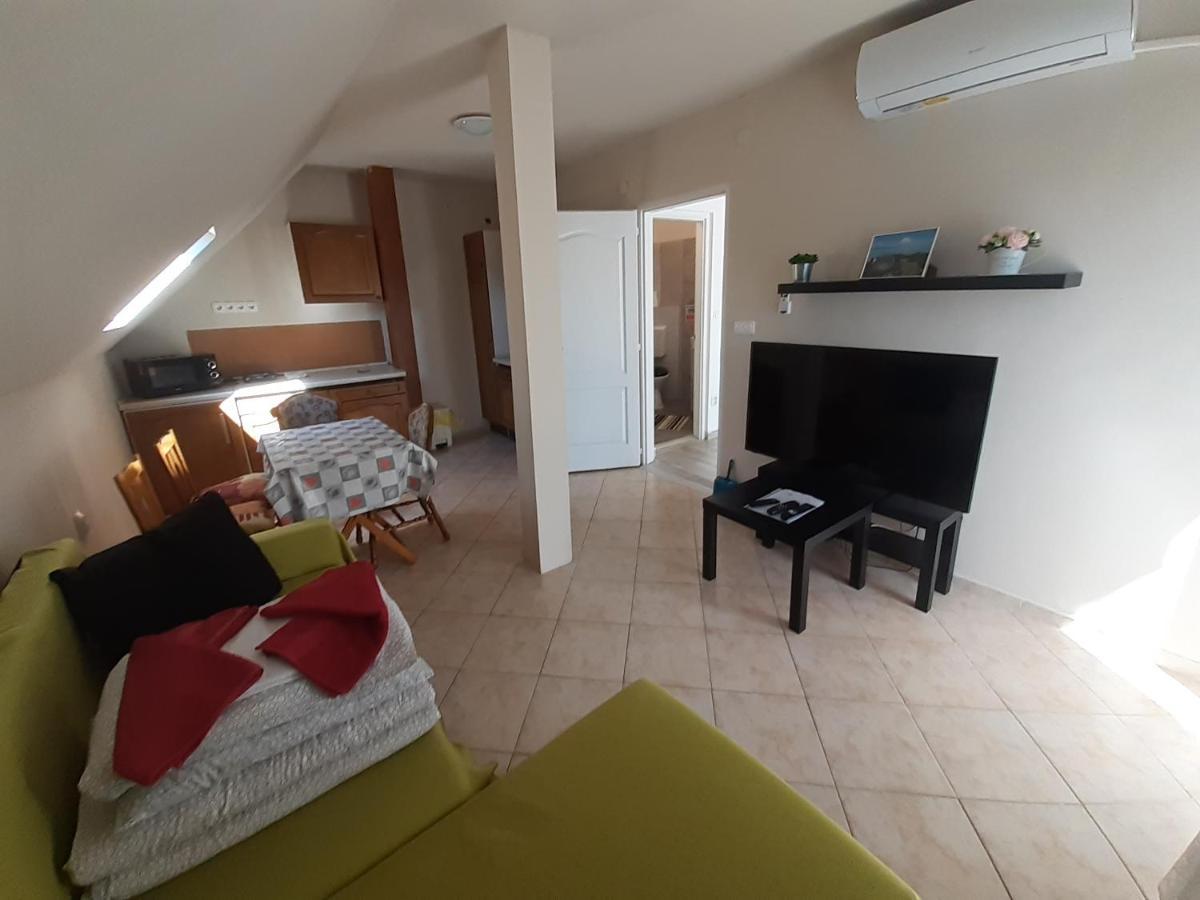 Margaréta Apartman - Balatonlelle Exterior foto