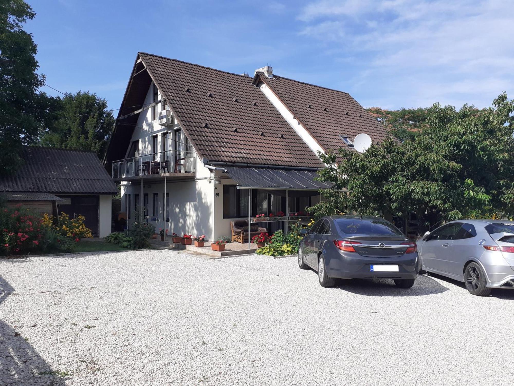 Margaréta Apartman - Balatonlelle Exterior foto