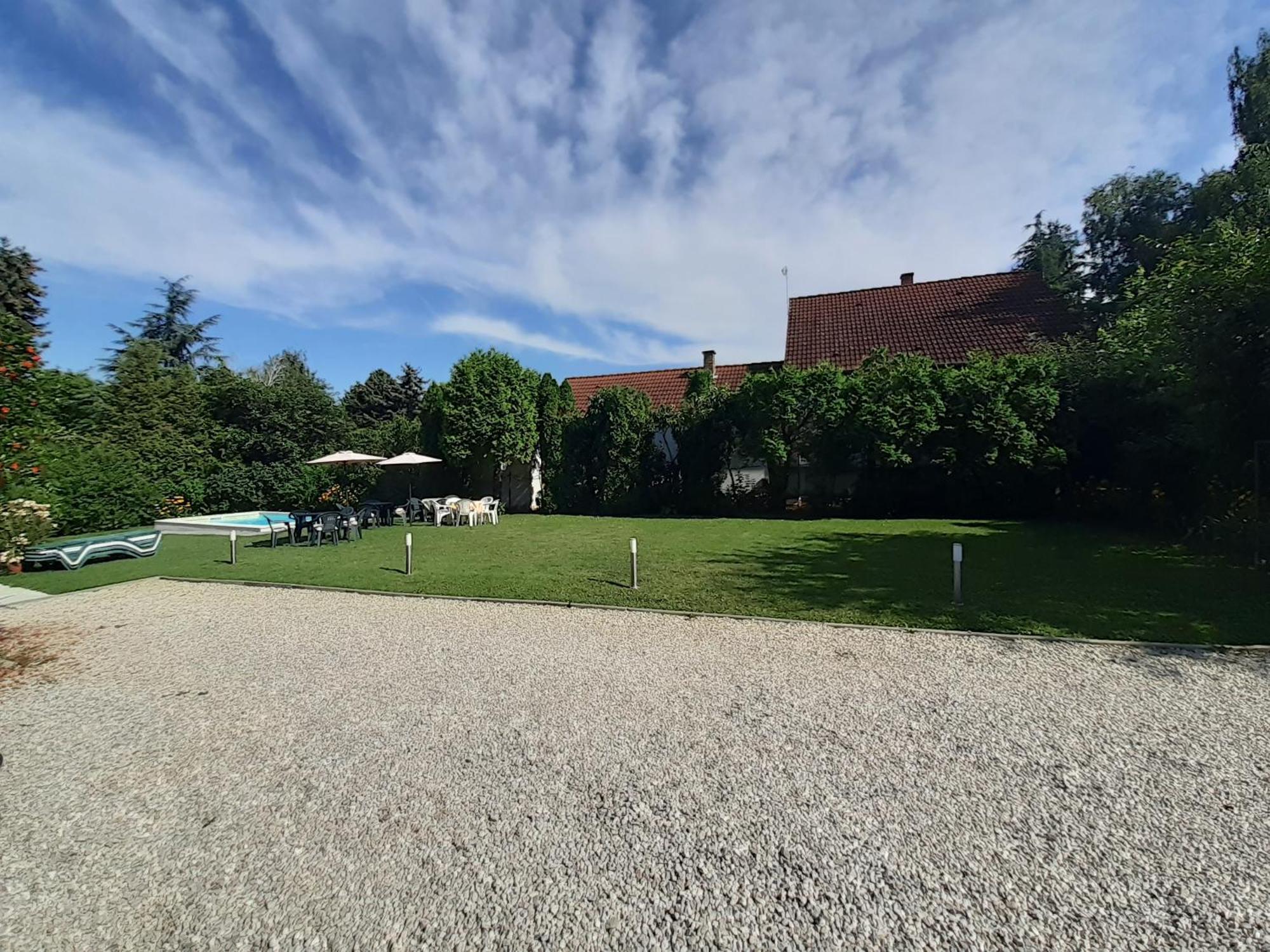 Margaréta Apartman - Balatonlelle Exterior foto